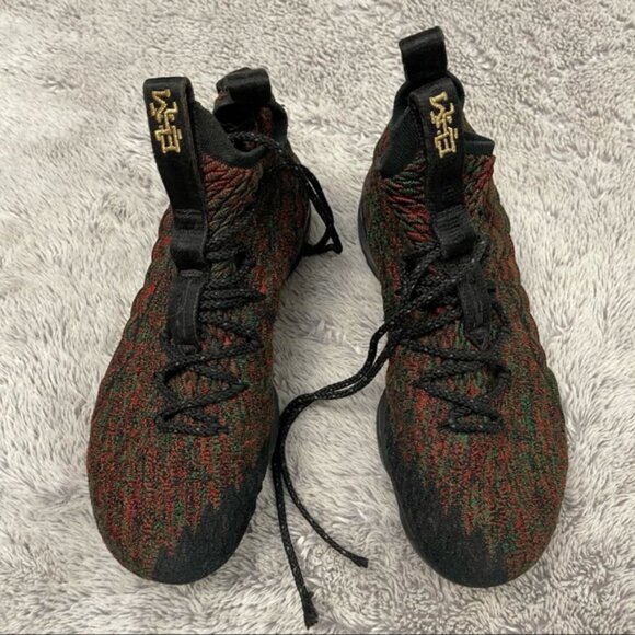 Nike Lebron BHM Shoes - Picture 1 of 8